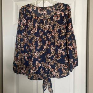 NWT- West Kei floral front tie top Stitch Fix